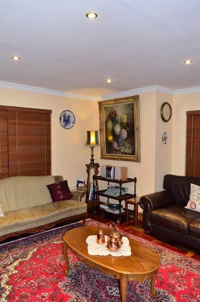 Woodlands Guest House Cape Town Bagian luar foto